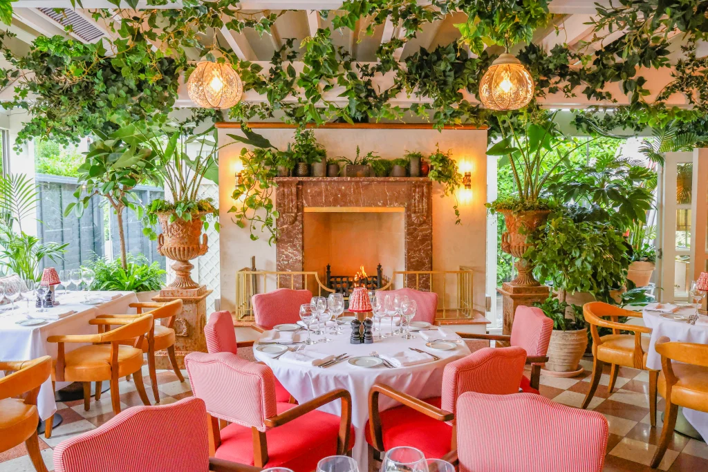 Biophilic Custom Installation at San Carlo Alderley Edgy by I Want Plants